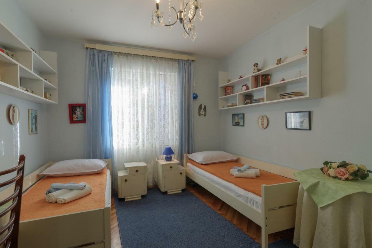 Rooms Mirjana - Centre Of Trogir Exteriör bild